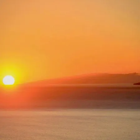 Spacious, Well Appointed, In A Wonderful Raised Location And Stunning Sea Views Villa *